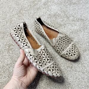 Spring Step Lasercut Tan Leather Flats Size 39 8.5/9